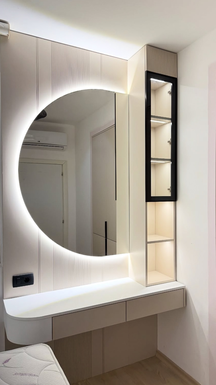 Modern Dressing Table